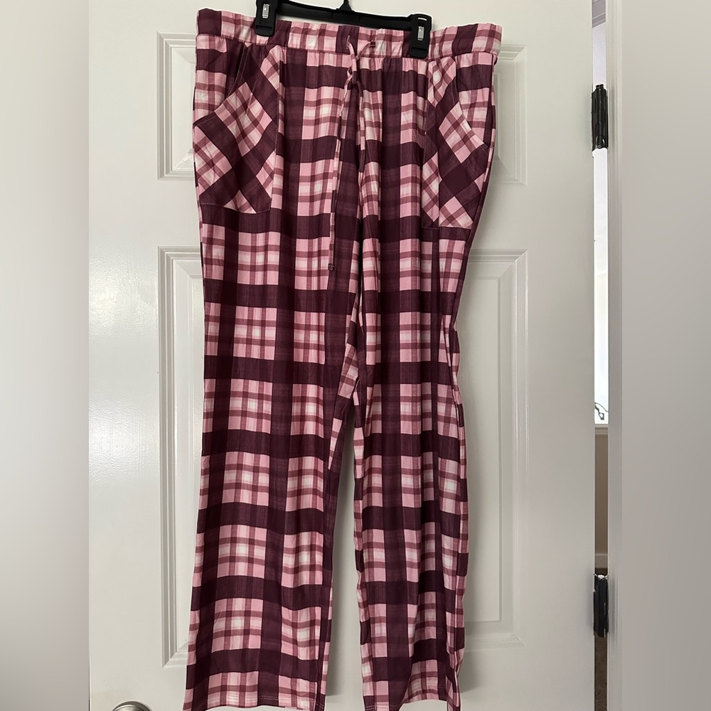 Lucky Brand Pink and Burgundy Plaid Pajama Pants size Large